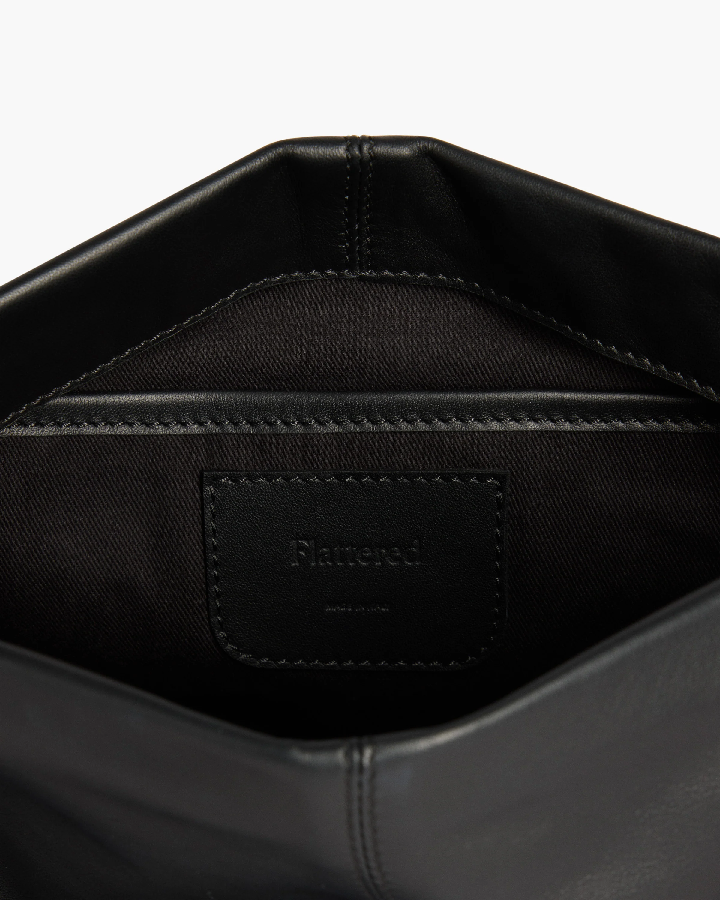 Clay Clutch Leather Black - Image 5