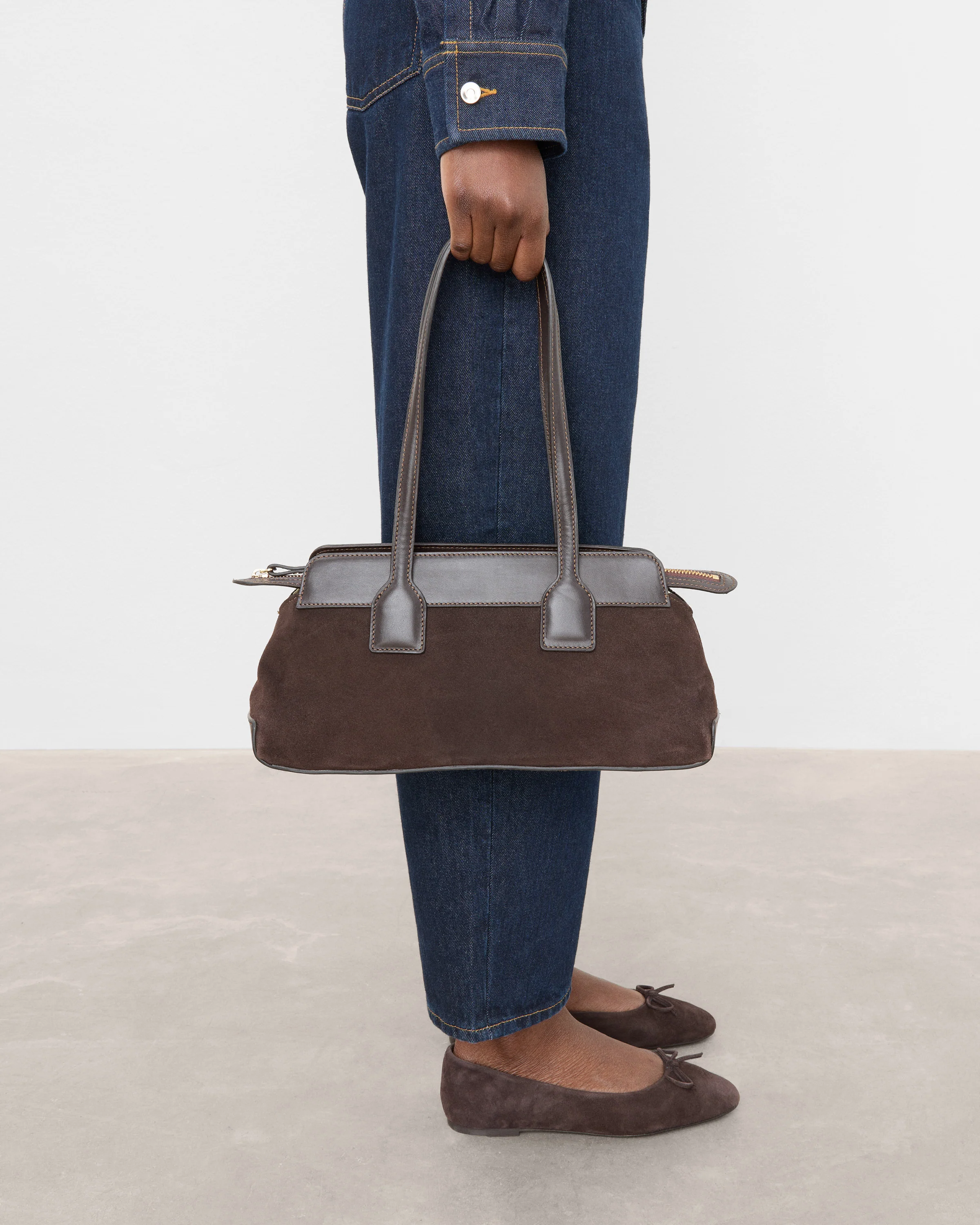 Greta Shoulder bag Suede Chocolate - Image 2